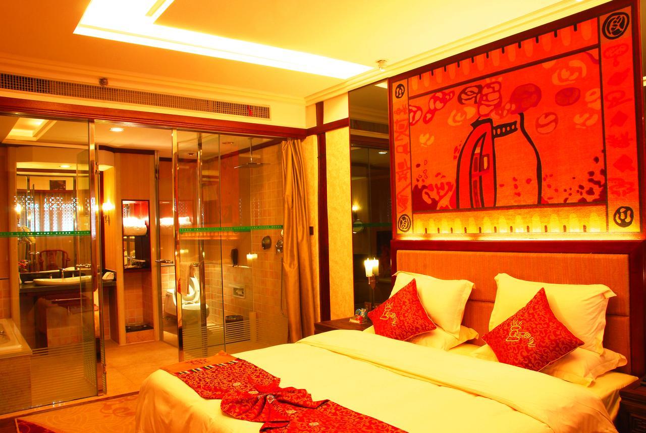 Lijiang Jinfu Hotel Екстер'єр фото